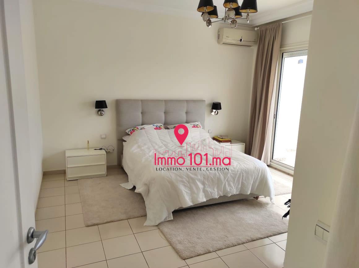Villa avec vue sur vallée à vendre à El Menzeh AYV2234